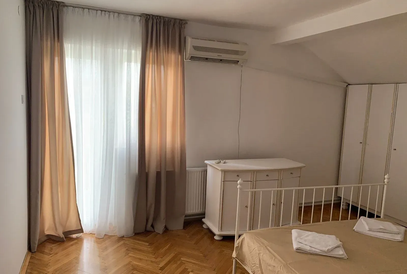 Rent, house, 250m², Zagorič, Podgorica