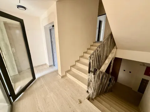 Prodaja, jednosoban stan, 38m², Zabjelo, Podgorica - image 3