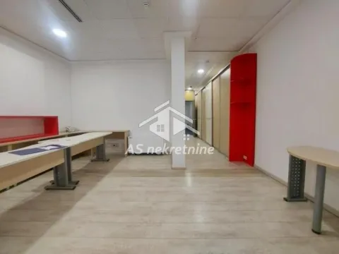Izdavanje, poslovni prostor, 457m², Stari Grad, Beograd - image 17