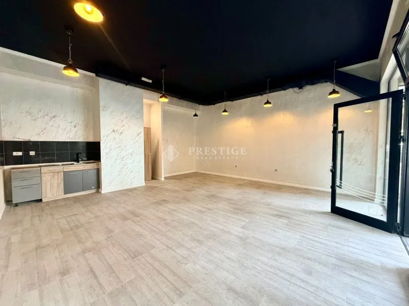 Rent, office space, 45m², City Kvart, Podgorica