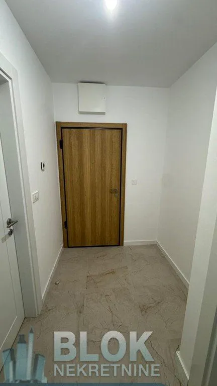 Izdavanje, jednosoban stan, 46m², Podgorica, Crna Gora