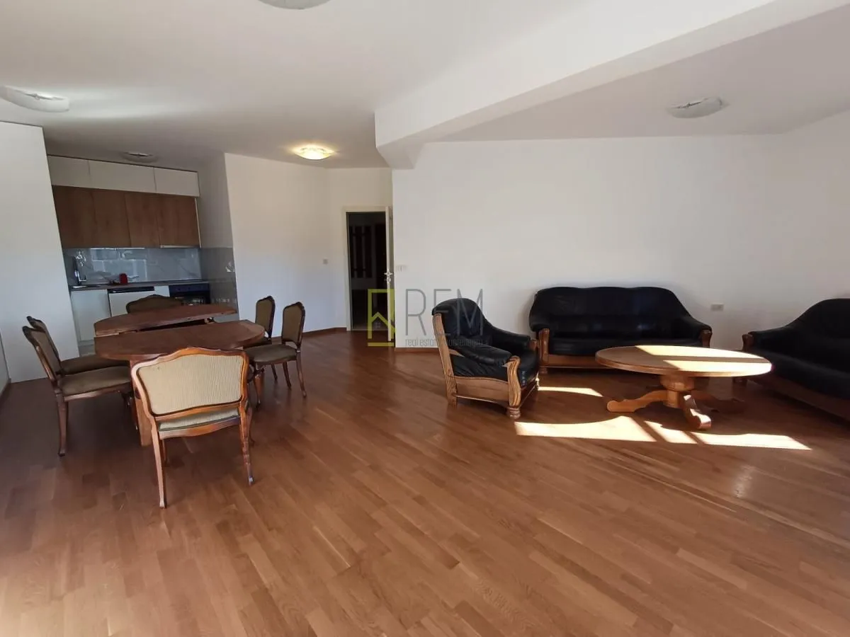 Prodaja, trosoban stan, 88m², Zabjelo, Podgorica