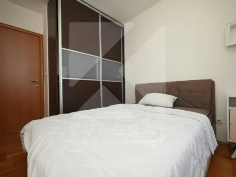 Rent, one bedroom apartment, 40m², Stari Aerodrom, Podgorica - image 6