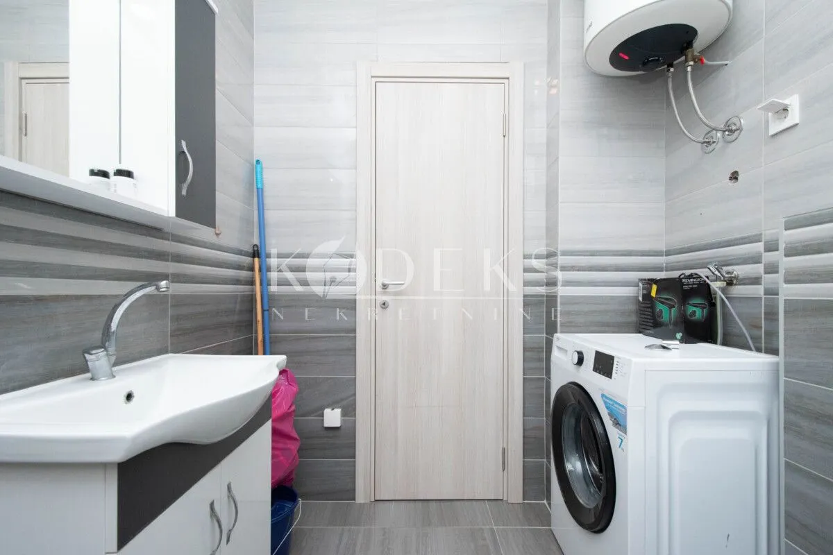 Rent, two bedroom apartment, 74m², Stari Aerodrom, Podgorica