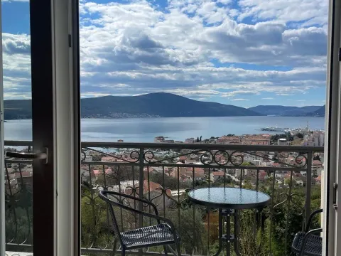 Izdavanje, dvosoban stan, 90m², Tripovići, Tivat - image 10