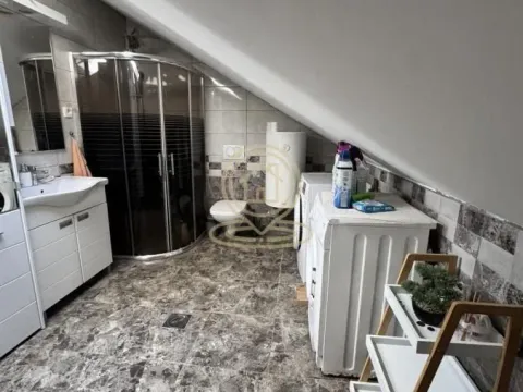 Izdavanje, trosoban stan, 115m², Palilula, Niš - image 8