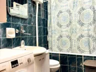 Izdavanje, dvosoban stan, 74m², Centar, Podgorica - image 10