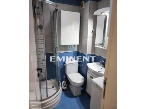 Izdavanje, dvosoban stan, 42m², Vračar Sve Podlokacije, Beograd - image 10