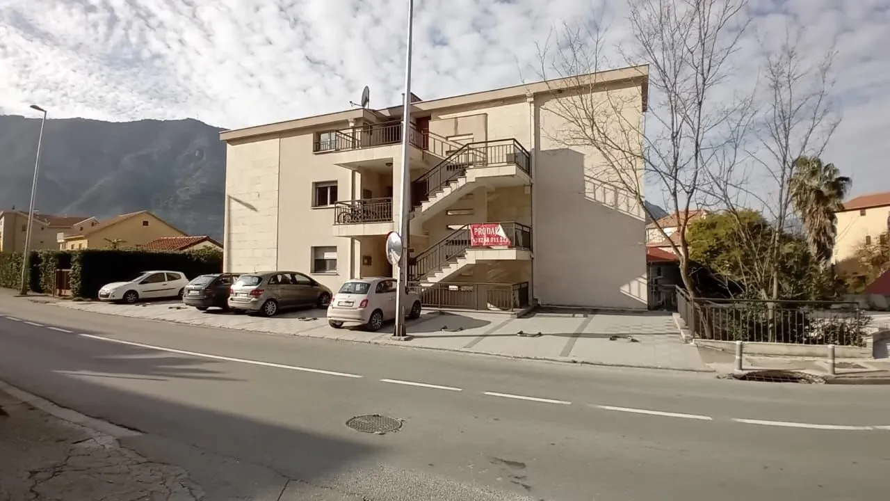Prodaja, stan, 118m², Kotor, Crna Gora