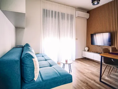 Rent, apartment, 28m², Ulcinj, Crna Gora - image 5