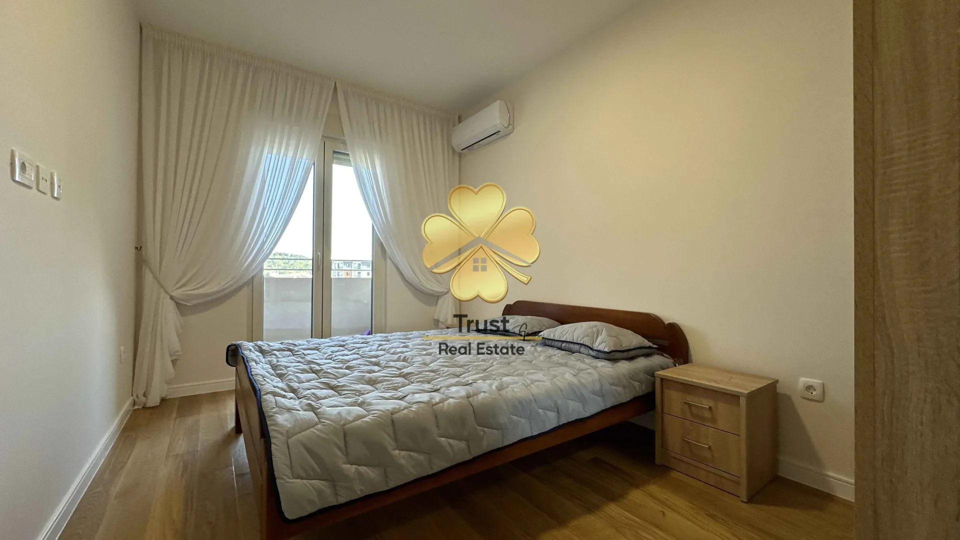 Rent, two bedroom apartment, 70m², Central Point, Podgorica