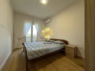 Izdavanje, dvosoban stan, 70m², Central Point, Podgorica - image 9