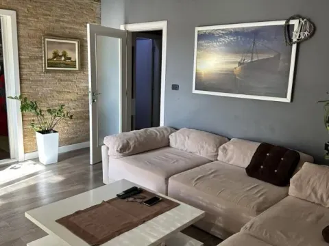 Sale, three bedroom apartment, 81m², Sajmište, Novi Sad