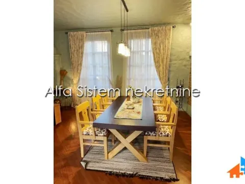 Izdavanje, kuća, 360m², Banjica, Voždovac Sve Podlokacije - image 6