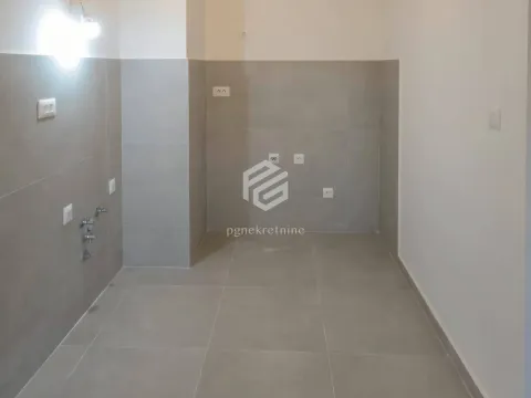 Sale, apartment, 47m², Stari Aerodrom, Podgorica - image 3