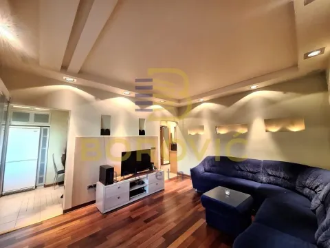 Izdavanje, dvosoban stan, 61m², Savski Venac, Beograd - image 2