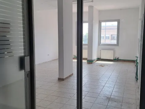 Prodaja, poslovni prostor, 79m², Nova Pazova, Stara Pazova - image 7