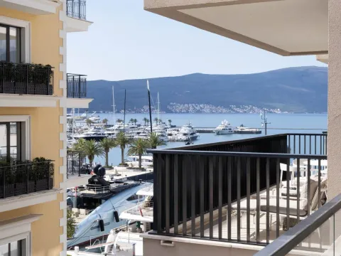 Prodaja, jednosoban stan, 81m², Porto Montenegro, Tivat - image 2