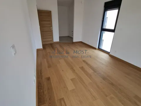 Izdavanje, jednosoban stan, 45m², City Kvart, Podgorica - image 8