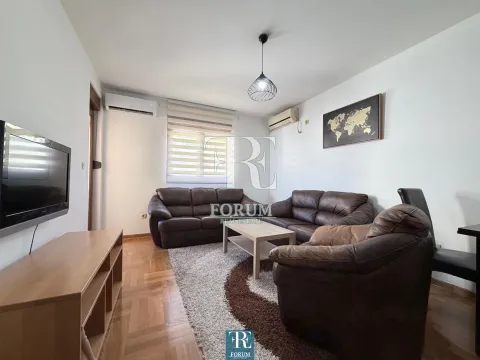 Rent, two bedroom apartment, 60m², Stari Aerodrom, Podgorica - image 1