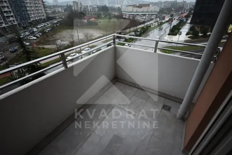 Rent, two bedroom apartment, 65m², Central Point, Podgorica - image 15