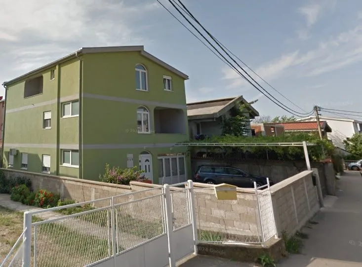 Prodaja, kuća, 370m², Šušanj, Bar