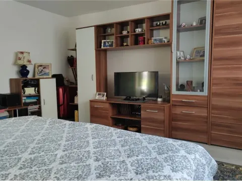 Prodaja, kuća, 142m², Apelovac, Niš - image 9