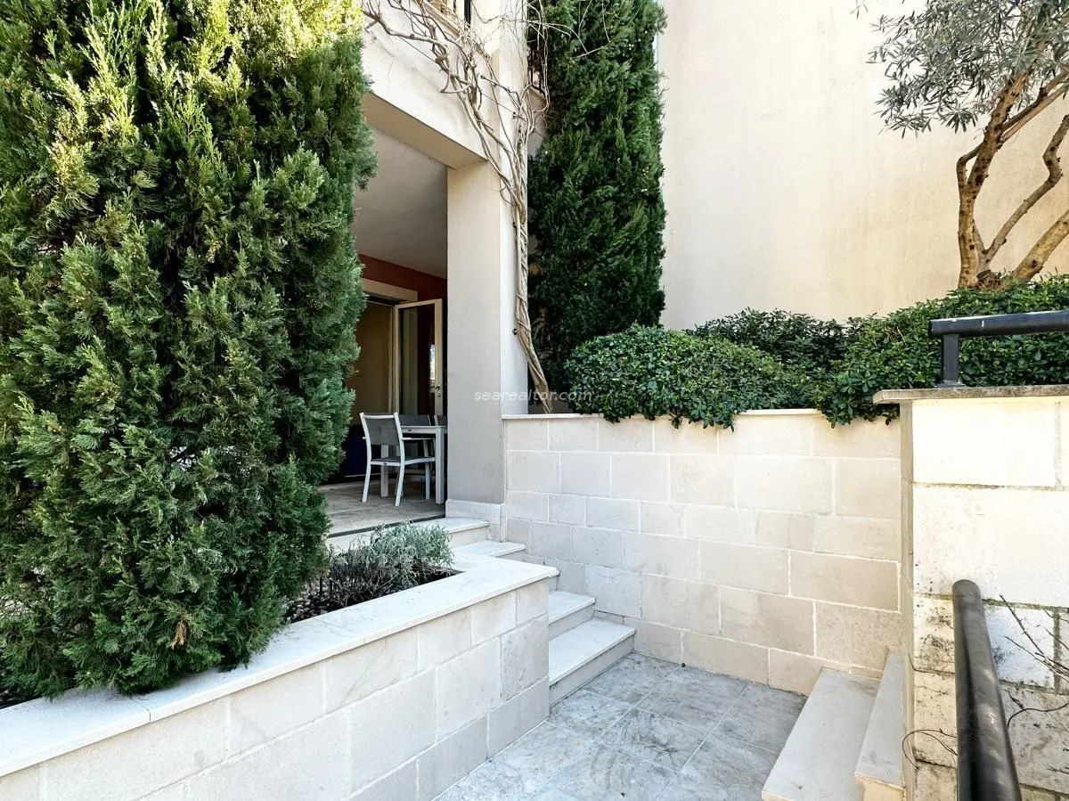 Prodaja, dvosoban stan, 115m², Porto Montenegro, Tivat