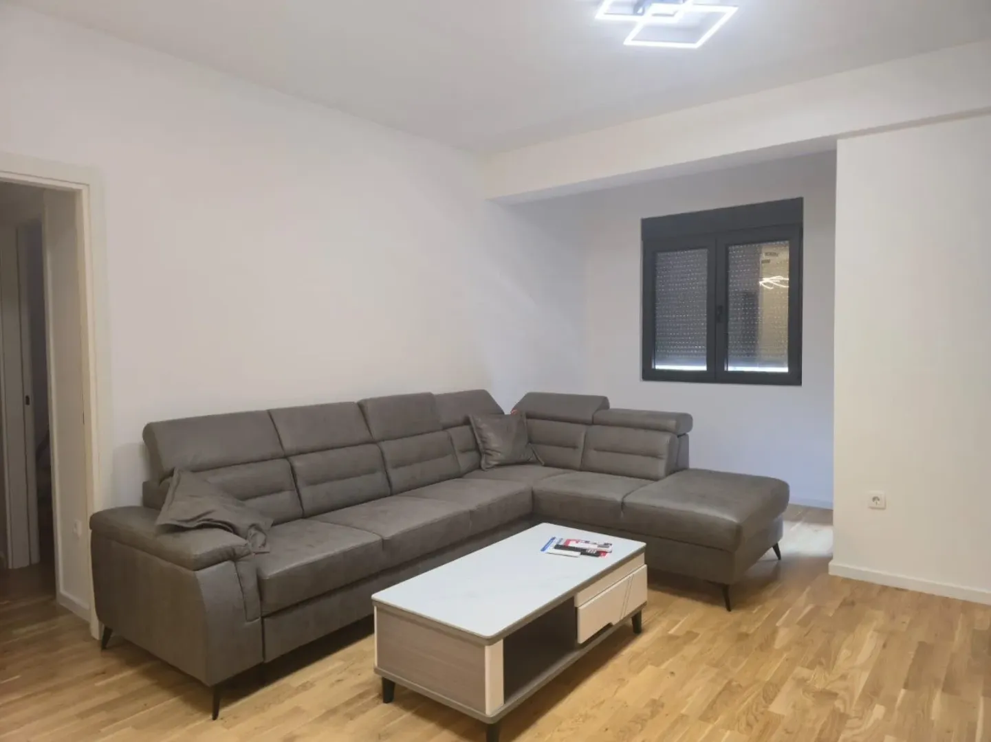 Rent, two bedroom apartment, 66m², Stari Aerodrom, Podgorica