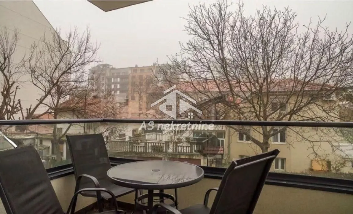 Rent, two bedroom apartment, 43m², Južni Bulevar, Vračar Sve Podlokacije