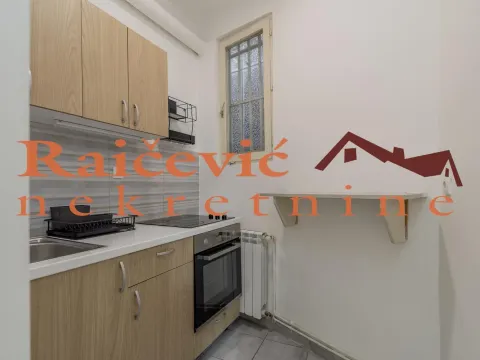 Izdavanje, jednosoban stan, 55m², Centar, Stara Pazova - image 6