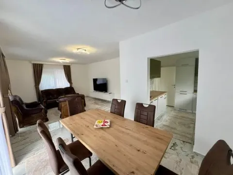 Rent, house, 144m², Grbe, Danilovgrad - image 4