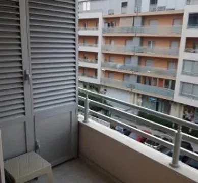 Izdavanje, garsonjera, 31m², City Kvart, Podgorica - image 5