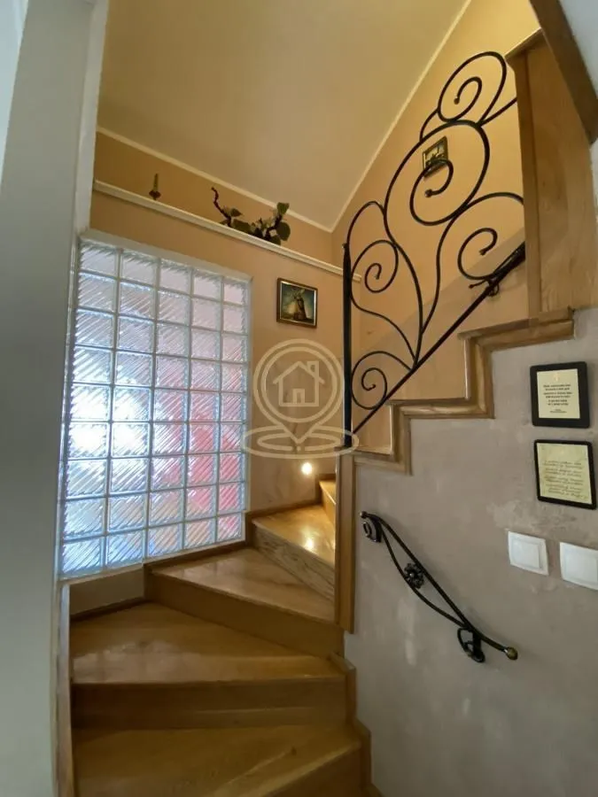 Prodaja, trosoban stan, 100m², Sajmište, Novi Sad
