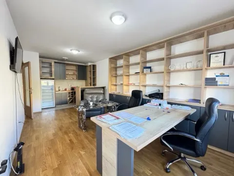 Stan in Stari Aerodrom