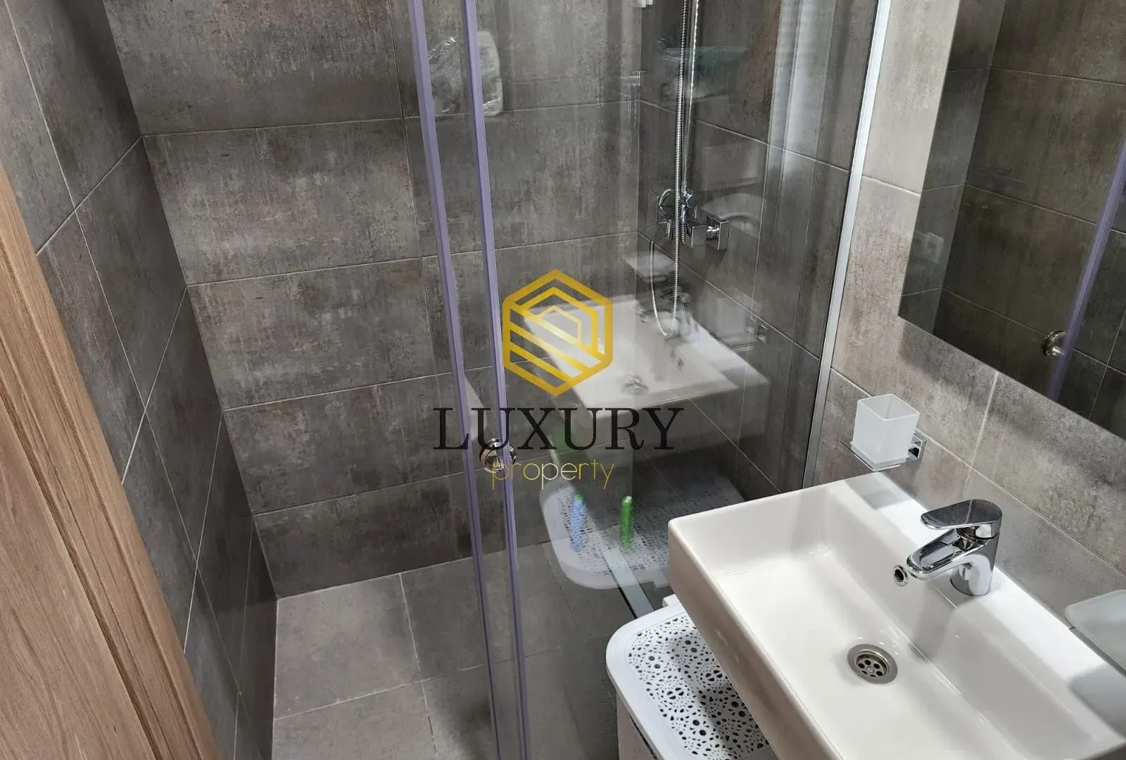 Rent, two bedroom apartment, 69m², Master Kvart, Podgorica