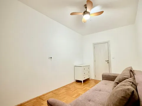 Sale, two bedroom apartment, 75m², Budva, Crna Gora - image 14