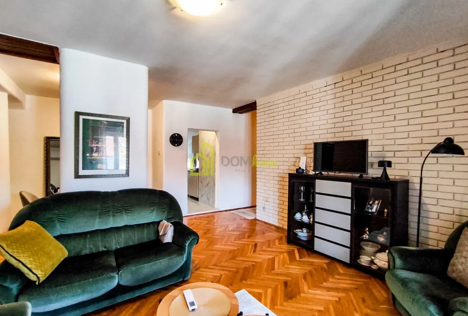Prodaja, dvosoban stan, 75m², Centar, Podgorica
