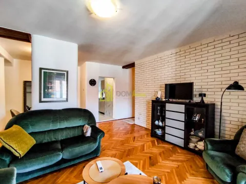 Prodaja, dvosoban stan, 75m², Centar, Podgorica - image 2