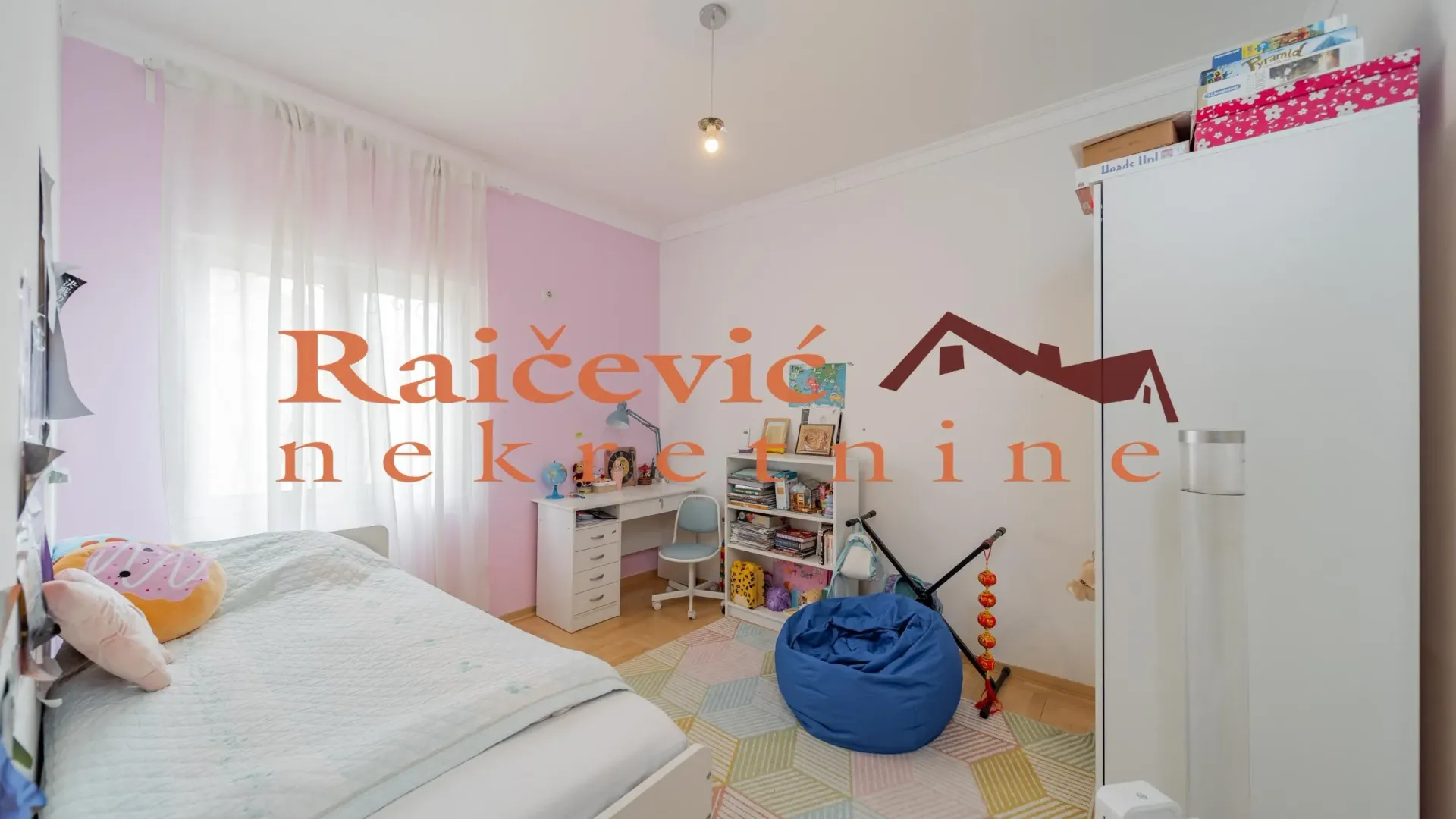 Sale, three bedroom apartment, 79m², Stari Grad, Beograd