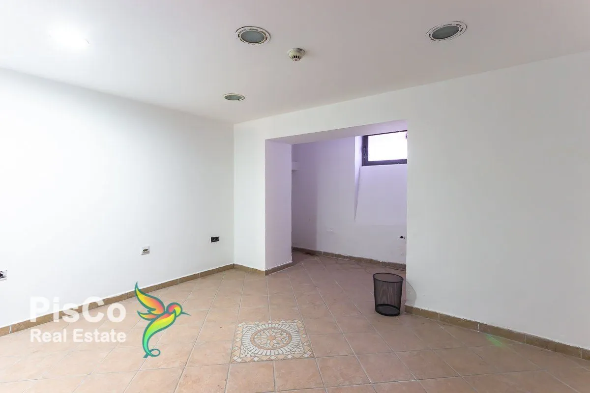 Rent, office space, 212m², Centar, Podgorica