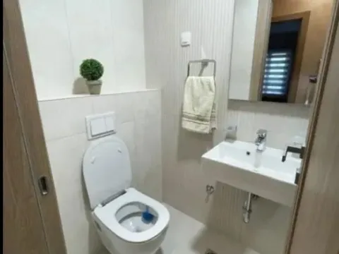 Izdavanje, dvosoban stan, 70m², Master Kvart, Podgorica - image 7