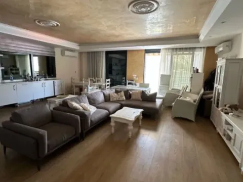 Sale, house, 350m², Stoliv, Kotor - image 10