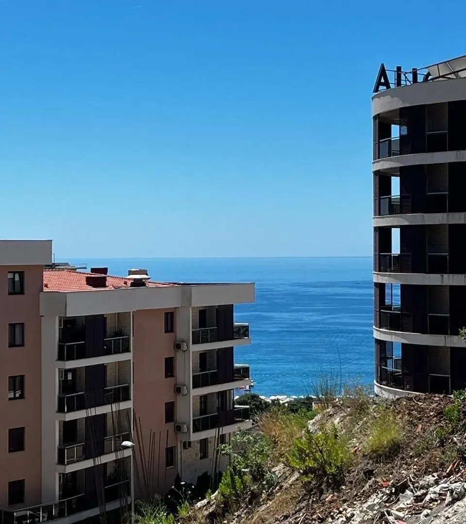 Sale, two bedroom apartment, 62m², Bečići, Budva