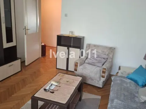 Sale, two bedroom apartment, 50m², Kalenić Pijaca, Vračar Sve Podlokacije - image 3