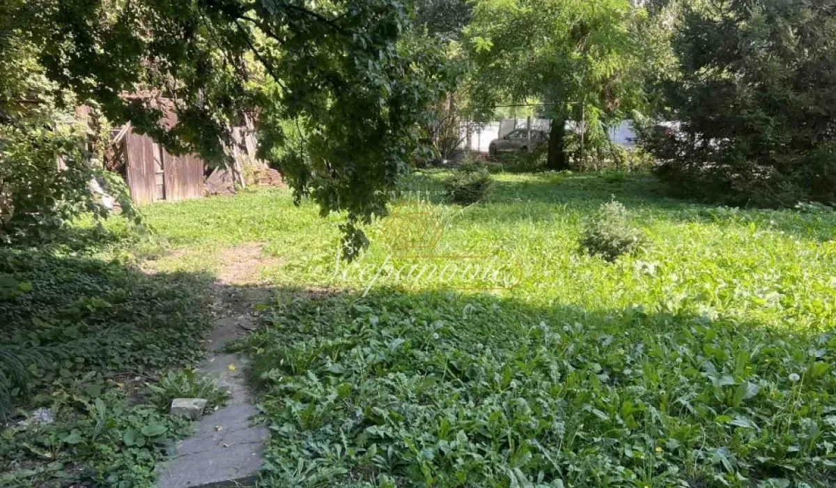 Prodaja, četvorosoban stan, 115m², Centar, Novi Sad