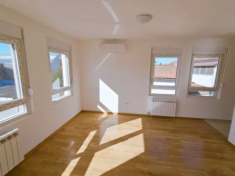 Prodaja, dvosoban stan, 63m², Batajnica, Beograd - image 2