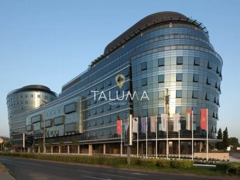 Izdavanje, poslovni prostor, 191m², Preko Morače, Podgorica