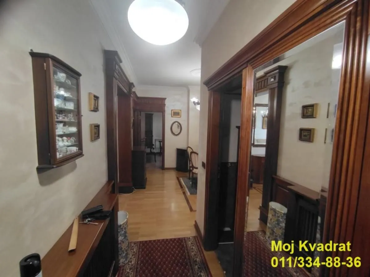 Izdavanje, dvosoban stan, 80m², Stari Grad, Beograd