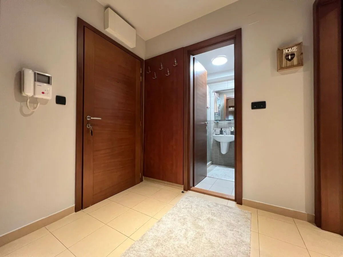 Izdavanje, jednosoban stan, 50m², Tološi, Podgorica